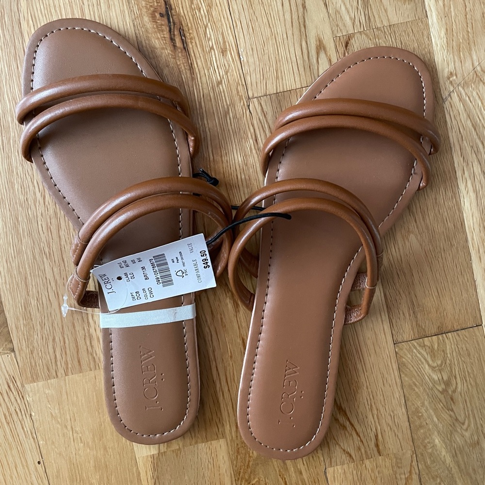 Leather sandals